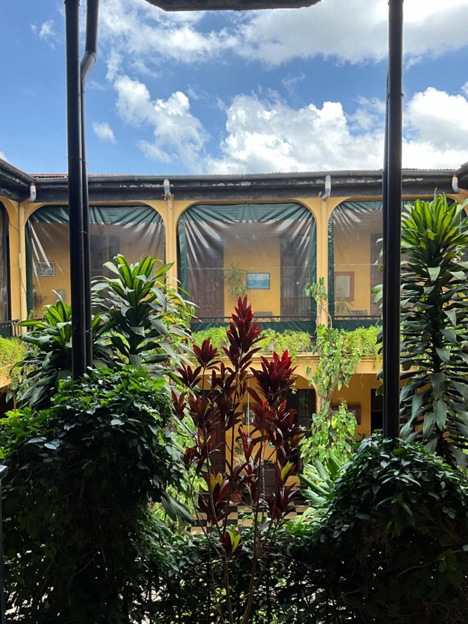 Hotel Spring Guatemala City Exterior photo